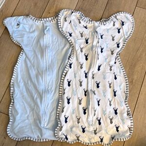 Amazon Essentials Light Blue and White Deer Print Sleep Sacks